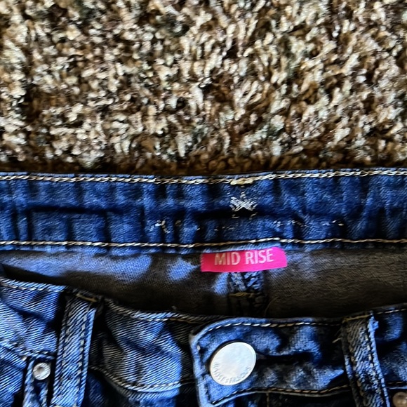 Size 7 - Picture 2 of 3